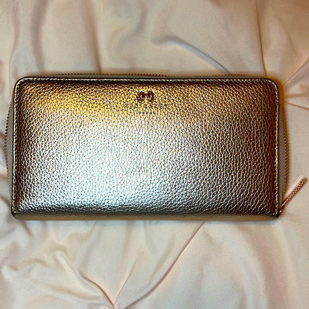 Ted Baker Shasta Leather Zip Matinee Wallet